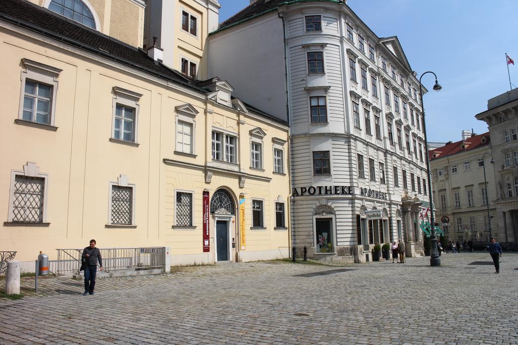 Benediktushaus Im Schottenstift Wien Exteriör bild